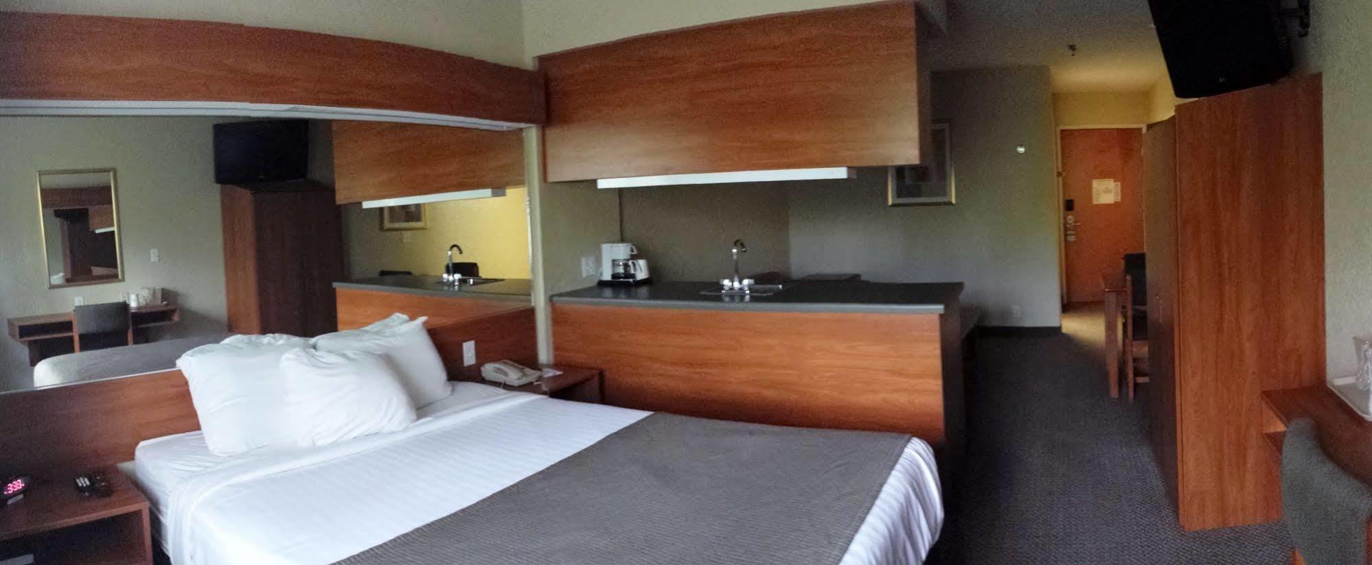 Microtel Inn & Suites Beckley East Extérieur photo
