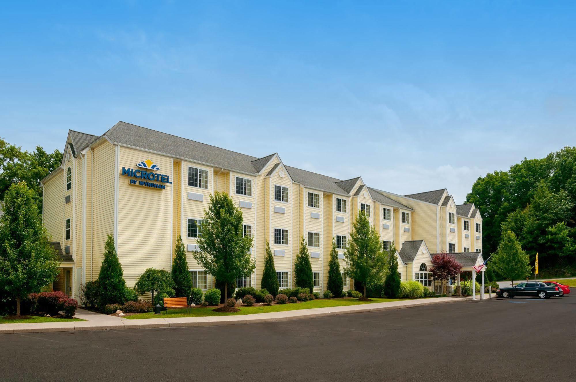 Microtel Inn & Suites Beckley East Extérieur photo